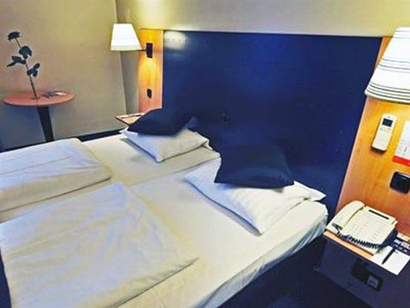 Comfort Hotel Frankfurt Central Station Frankfurt am Main Exteriör bild